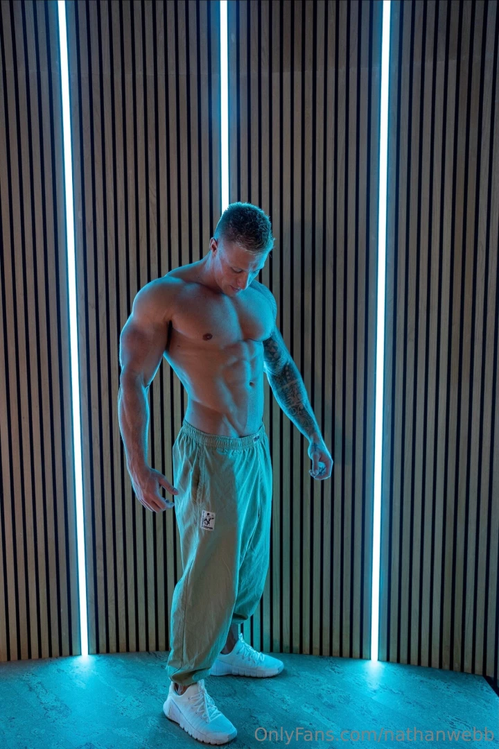 Live tomorrow 7pm pst lets make this one even more special than last 