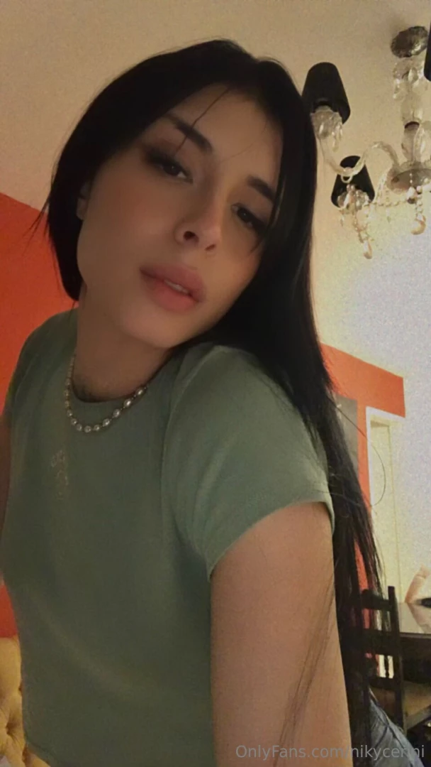 I m not looking for someone who has everything but someone who has 