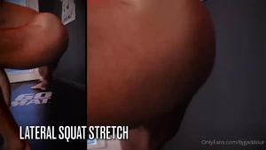 Lateral squat stretch stretch groin strengthen hips amp thighs improve
