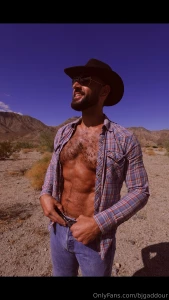 Brokeback biscuits is oh so thirsty can you quench his thirst want to part 4