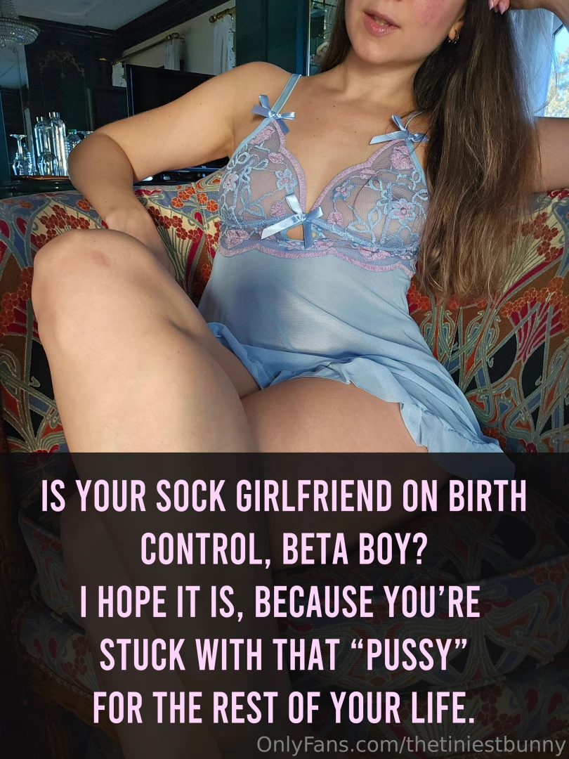 Aw beta your girlfriend is cute what s her name loool 