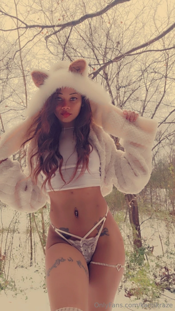 A snowy day come join me 