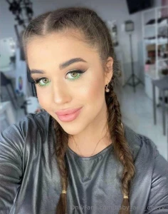 Hi come play with me bustyyyyy don t be shy because i m not i love part 19