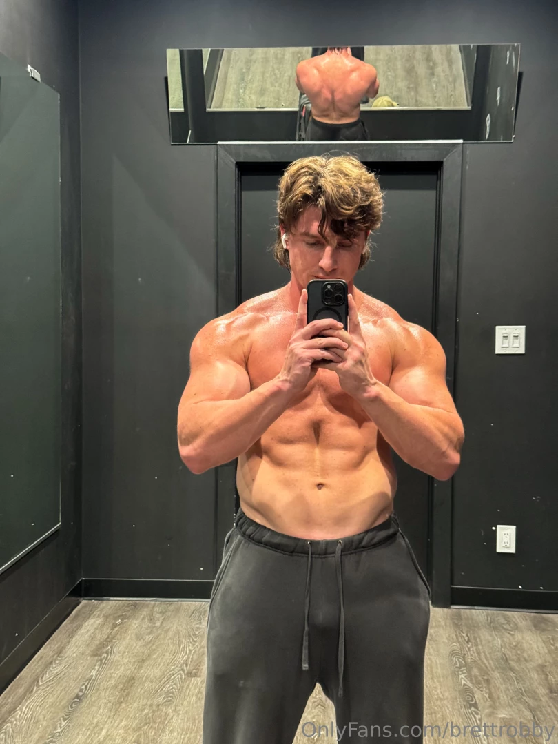 As soon as i hit the ground i gotta hit the weights 