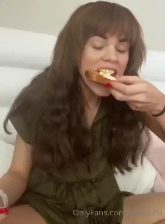 A bright and tasty hump day to you 