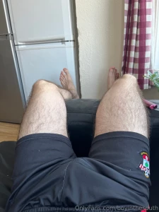 I d be naked if i didn t have flatmates