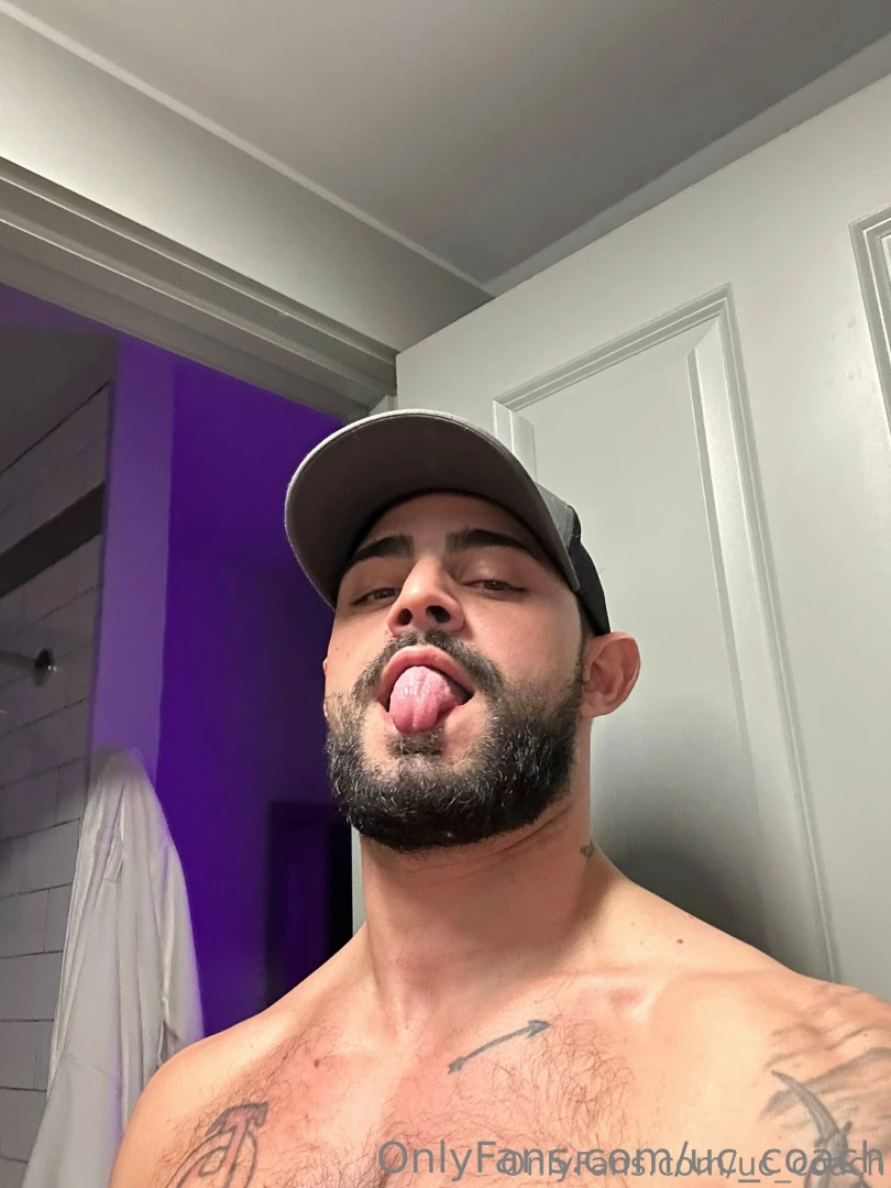 This is how i do it do you like it when i lick it like this 