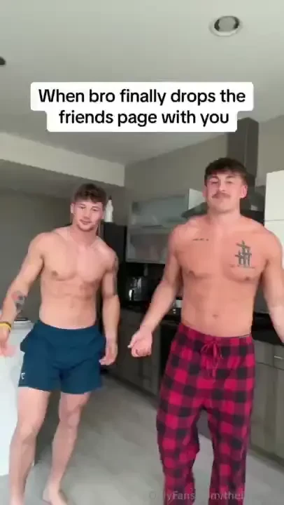Bigkingnoah just dropped his only fans go check my bro out 