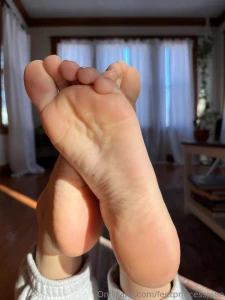 I m soooo obsessed with the way the light is hitting my soles here