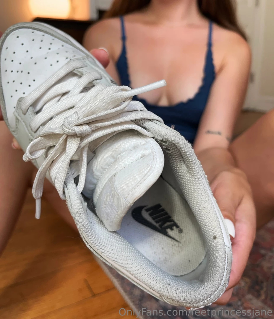 Who here loves smelly sneakers part 1 