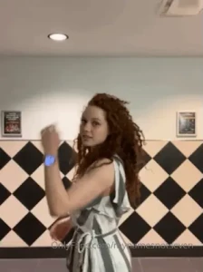 Pov i m on a date and you re the bathroom mirror part 1