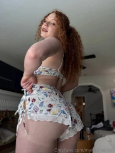 Swipe to take off my shorts part 9