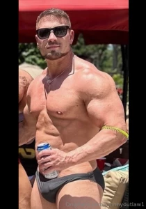 Everyone wants the bulge