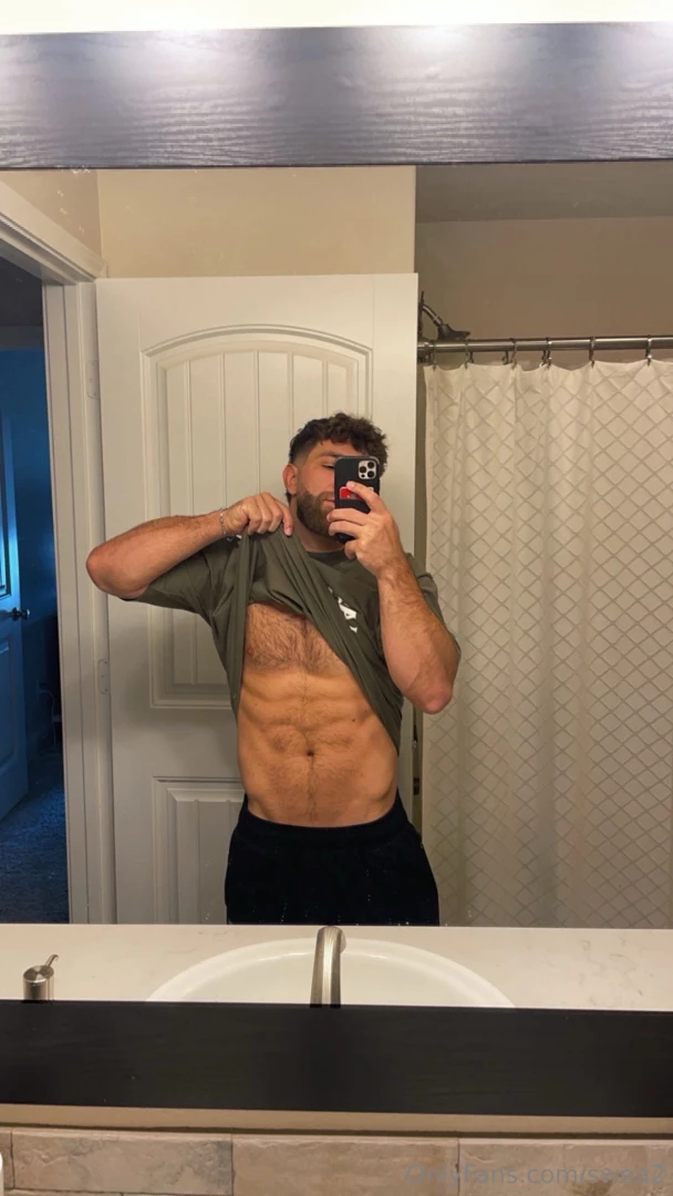 Humpday torso check 