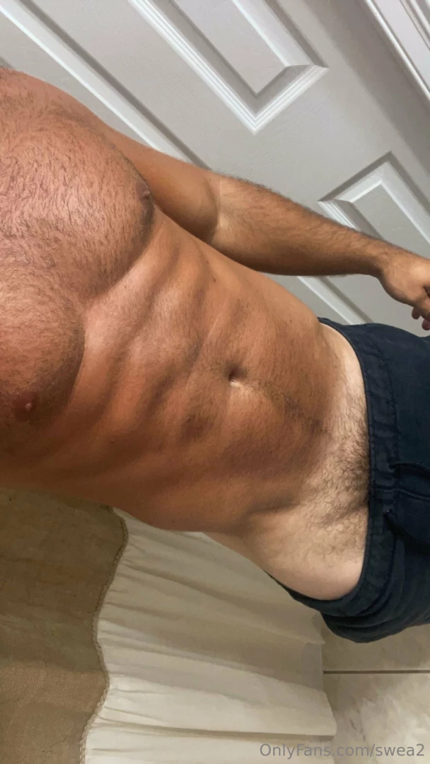 Tan lines comin in 