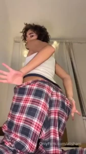 I turn my backside to you and kneel on my knees i start bending over