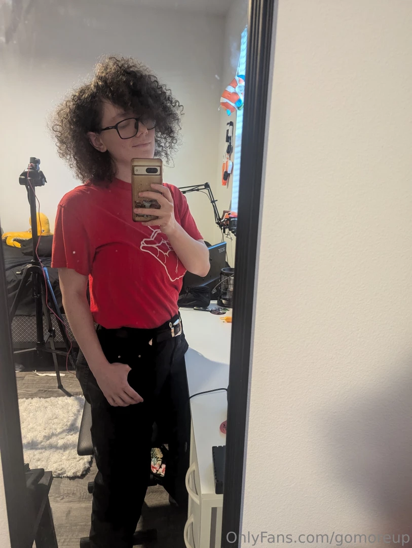 Was live on cb for a few hours i m running to pick up some food now 