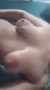 Bouncing shower titties