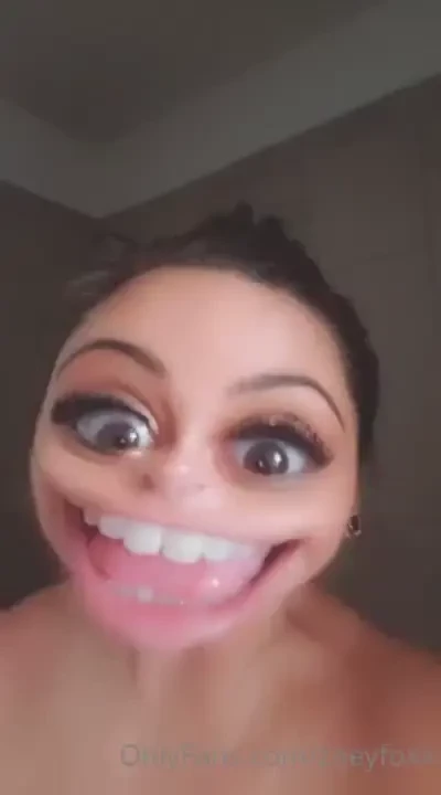 The naked ridiculous shit that happens to me on a daily basis i just 