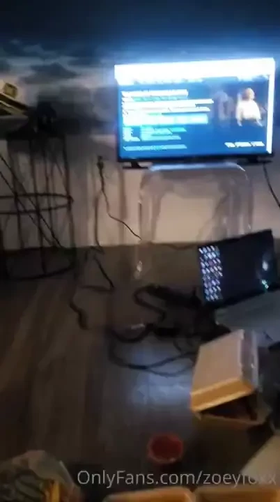 Omg guys here comes all the photo and video v o m i t from my camera 