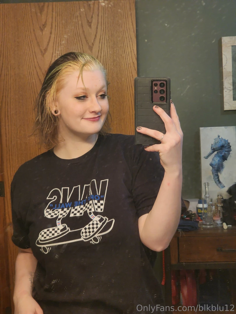 Bleached and dyed my hair part 2 