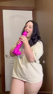 Big toys bigger cum sounds