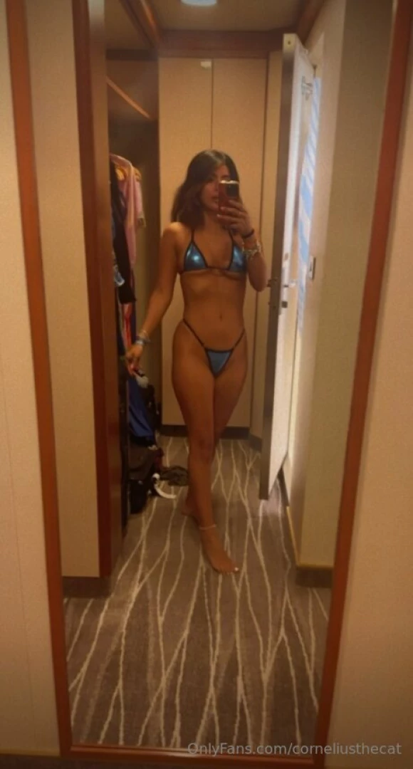Just trying some bikinis 
