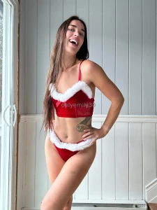 Mm happy monday the holidays are getting closer and closer you ve been part 1