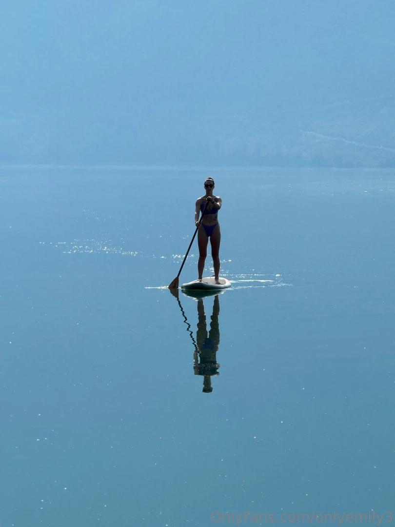 The water is like glass 