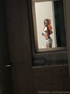Check dms for unlocks amp codmmnt for sextapes yu want