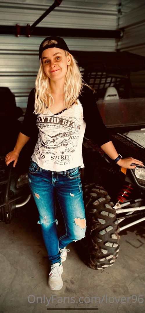 Hey y all kc here love you 