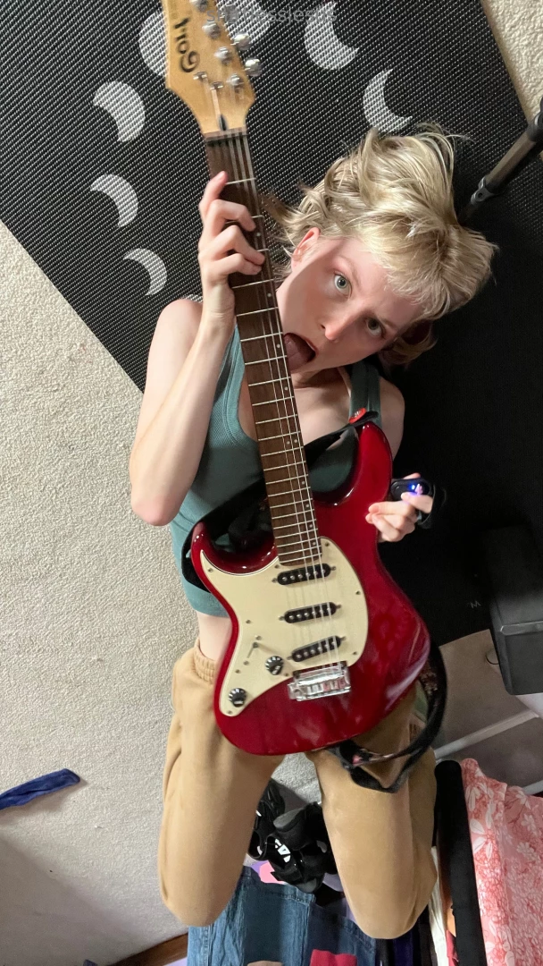 I love the guitar part 2 