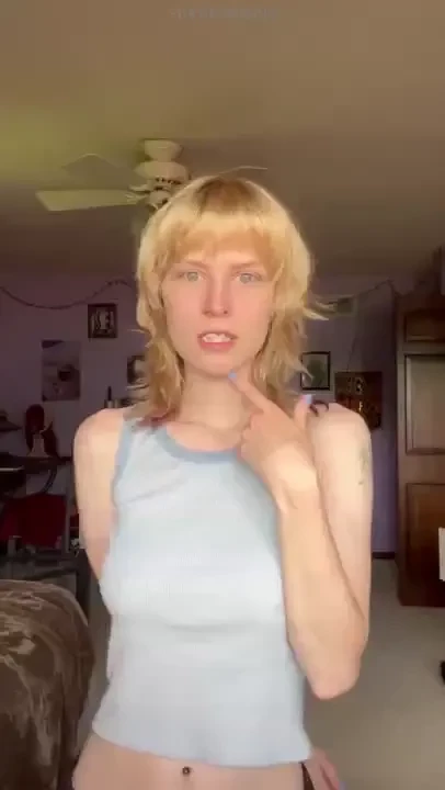 Uh oh my mouth is all weird from the dentist time to suck some dick 