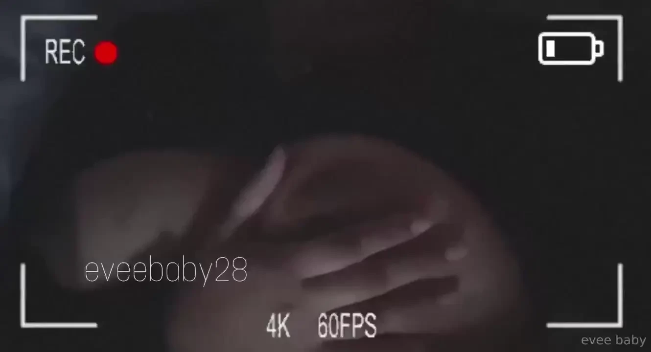 Pov ur girlfriend likes to tease you while you re at work 