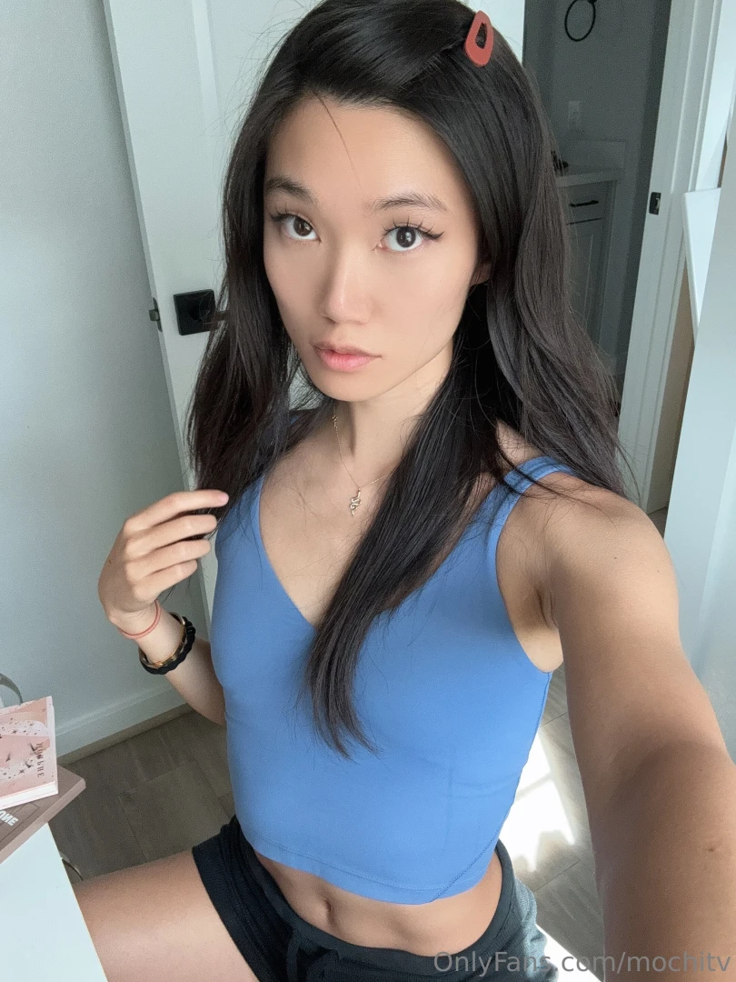 Secret signal https onlyfans com lucymochi c106 