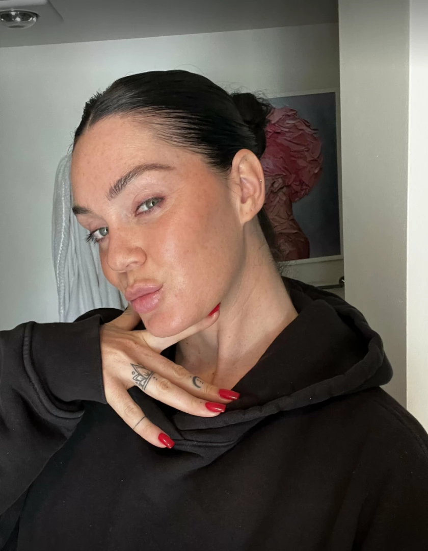 Im on twitter x now as well come and say hi lt 3 https x com 