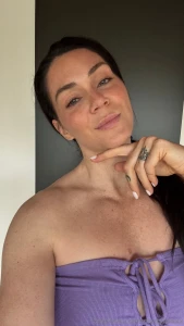 This look is highly misleading