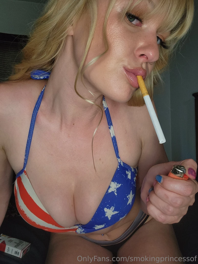 Can t help but get horny when i light up favblondesmoker 