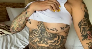 Ass or boobies