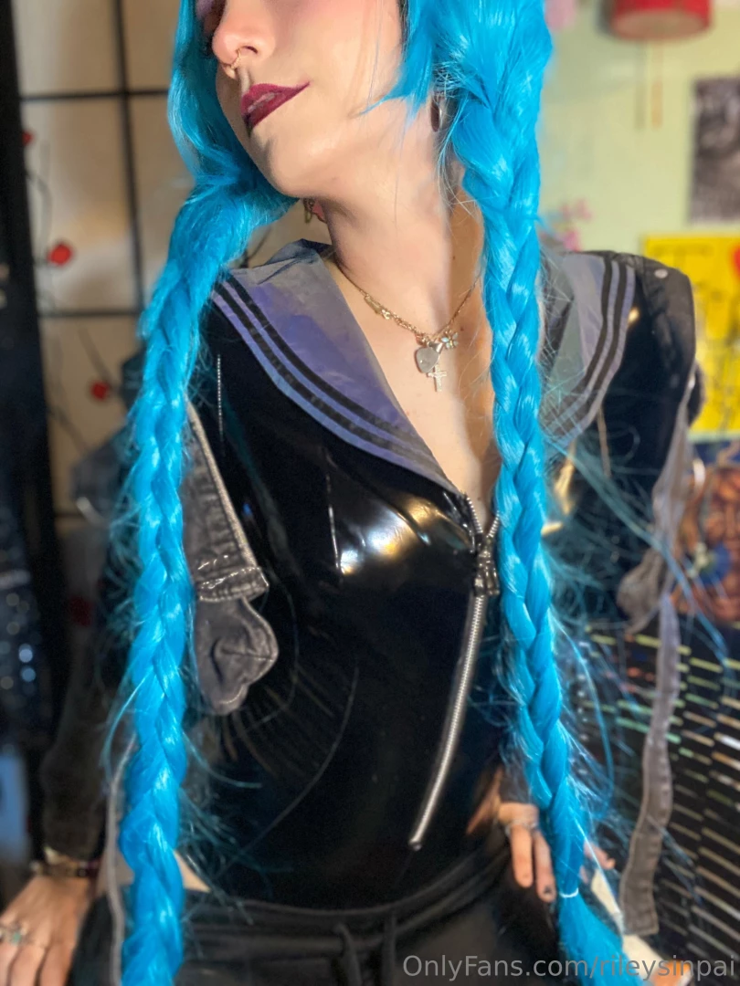 30 latex jinx pics for freeeeeeee yes you heard me freeeeee i ve been part 29 