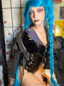 30 latex jinx pics for freeeeeeee yes you heard me freeeeee i ve been