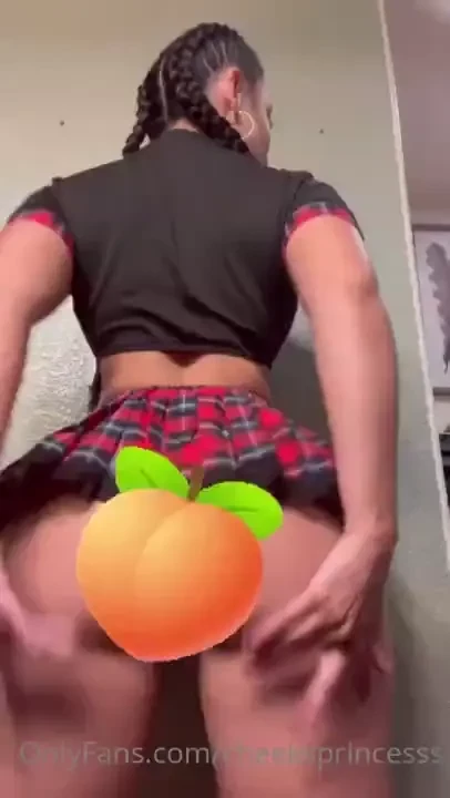 1 hour til my live show with jemma aka hidden jemz 