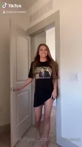 Babeee have you voted in my poll check it out it s pinned to my