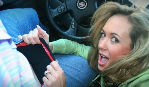 I fucked my uber driver in broad day light yes this is true and yes it part 1