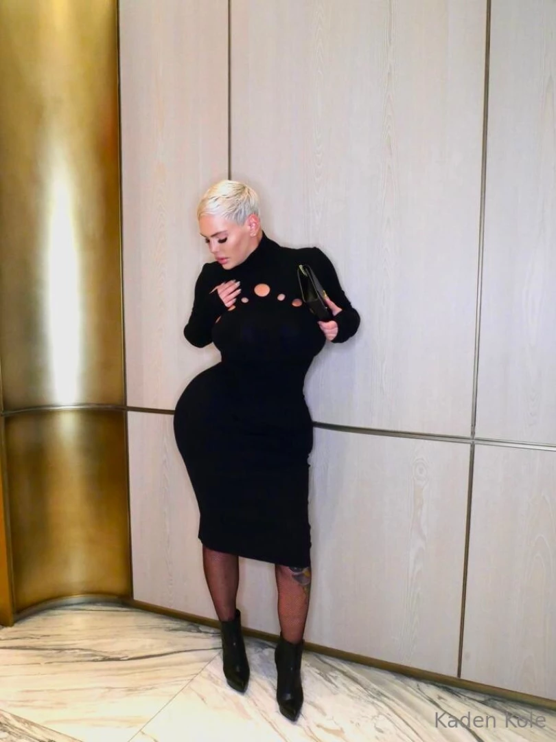 One dm away from your dreams - 