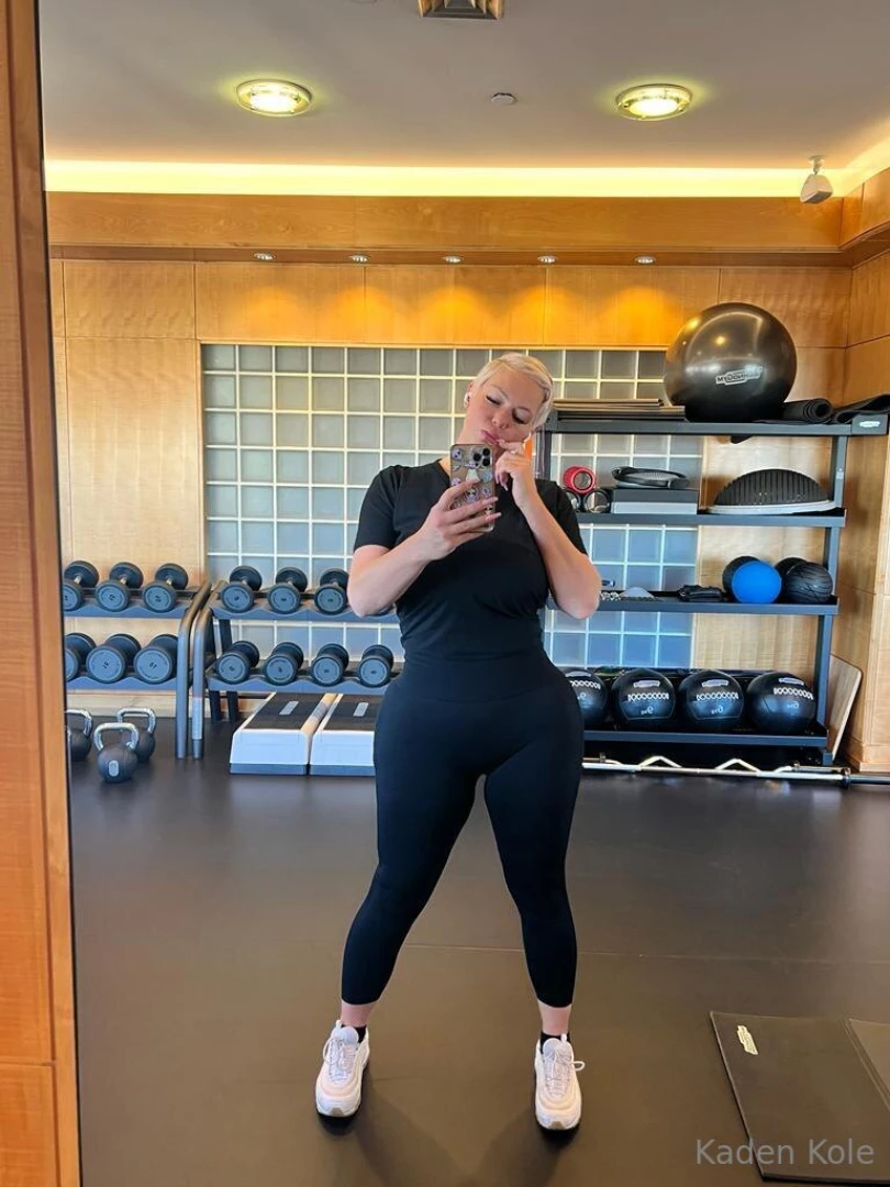 Could you handle a surprise look into my routine please tell me daddy 