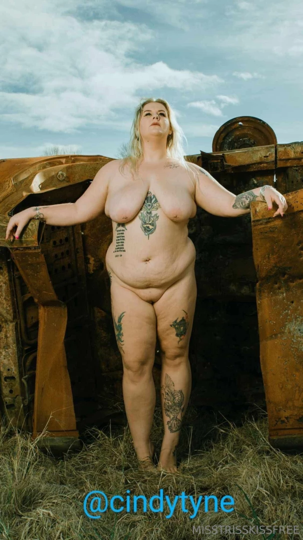 Tattooed bbw super sale on all gfe packages during february cindytyne 