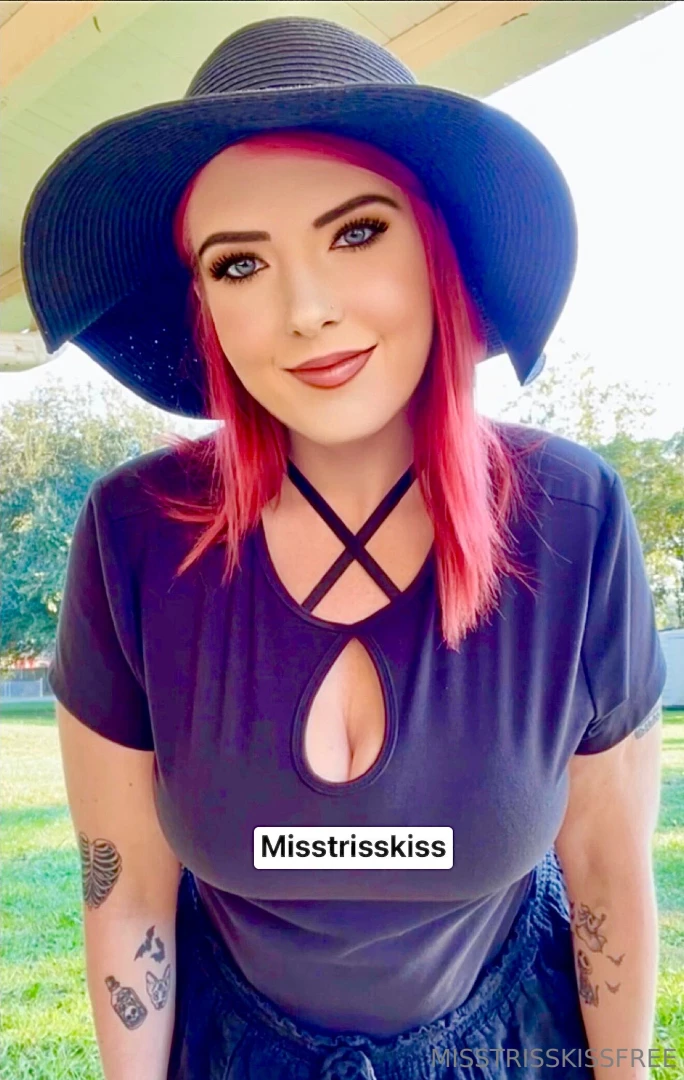 Hii daddy welcome to my dark side it s kinky here why don t you stay part 12 