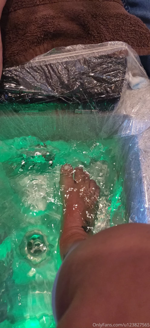 Just got my feet pampered part 1 