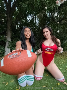 Swipe what do you think of our game day outfits tip to see more game